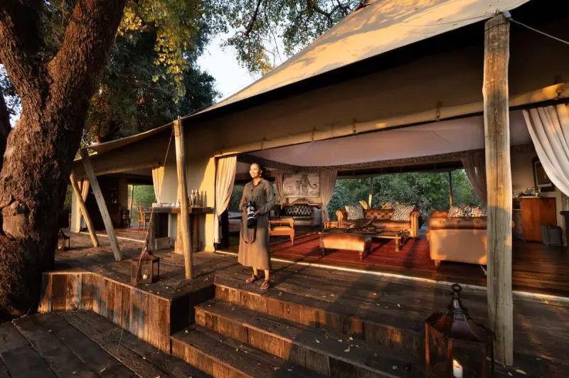 Great Plains gibt Gästen Profi-Kameras im Safari-Camp
