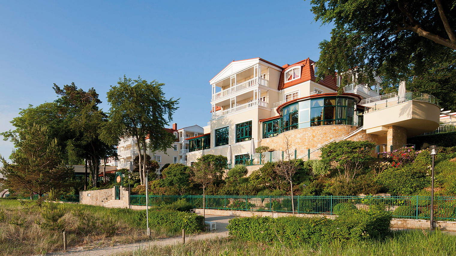 aja Resorts