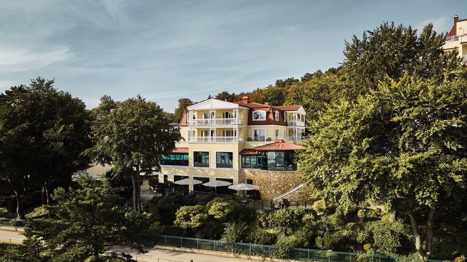 aja Resorts