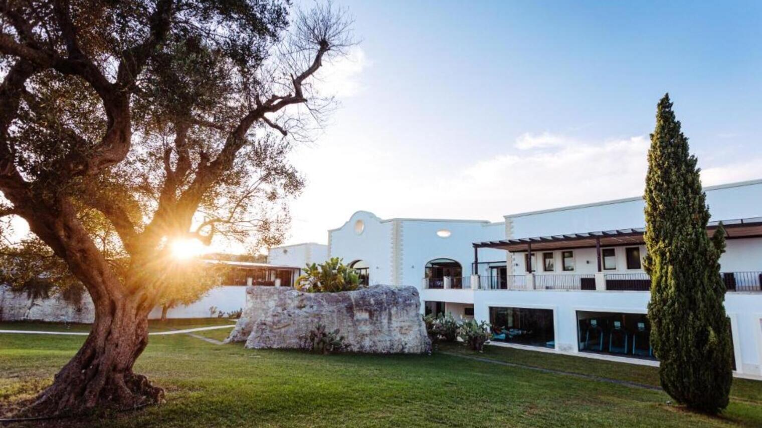 MIRA Hotels