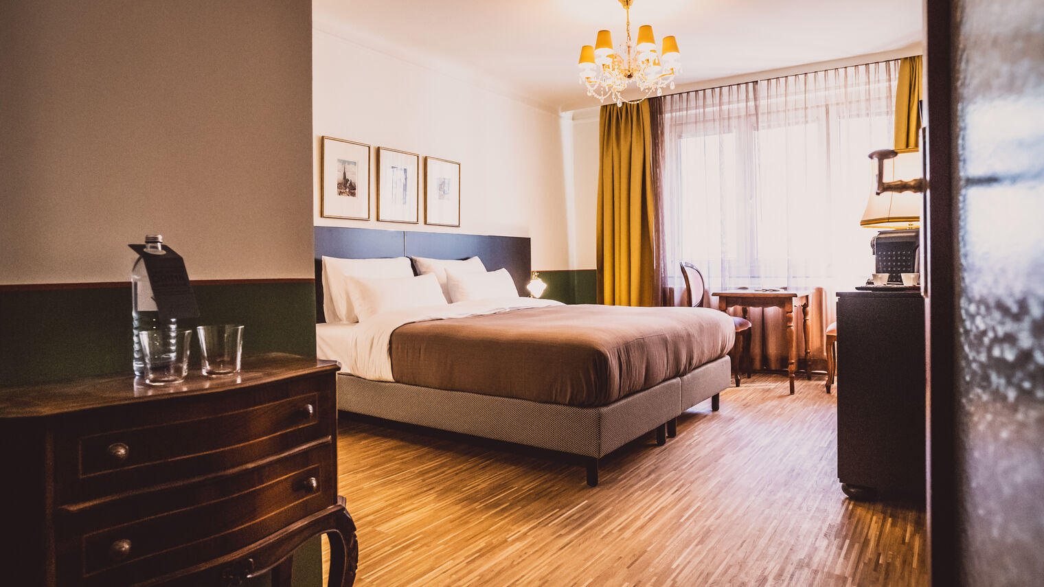 HENRI Hotels